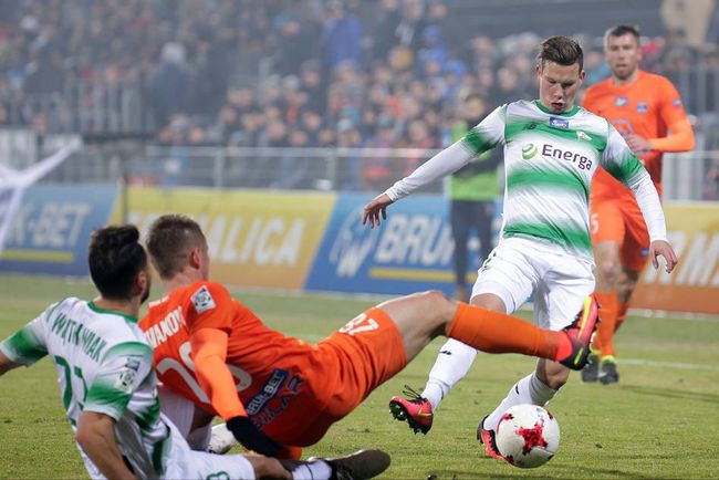 两队都展现 两队都展现