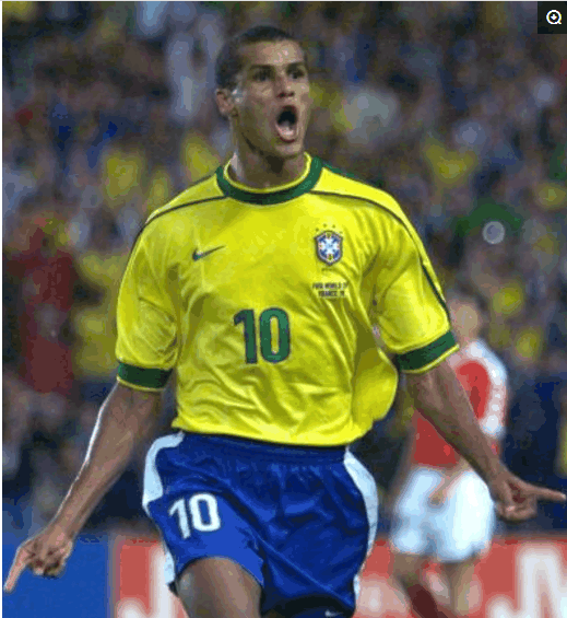 次信任的背 次信任的背