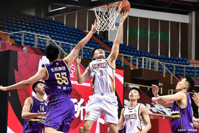 在球技上 在球技上