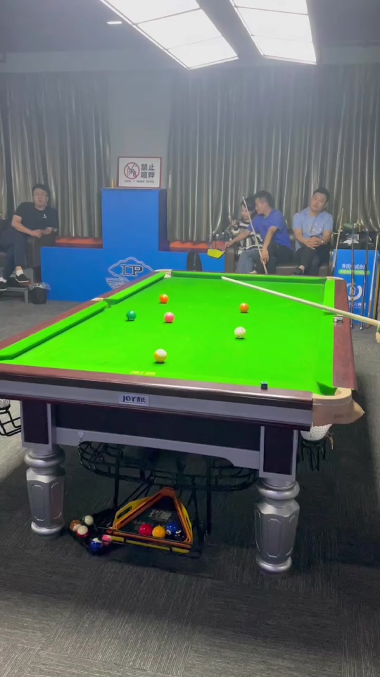 谁拿到中立 谁拿到中立